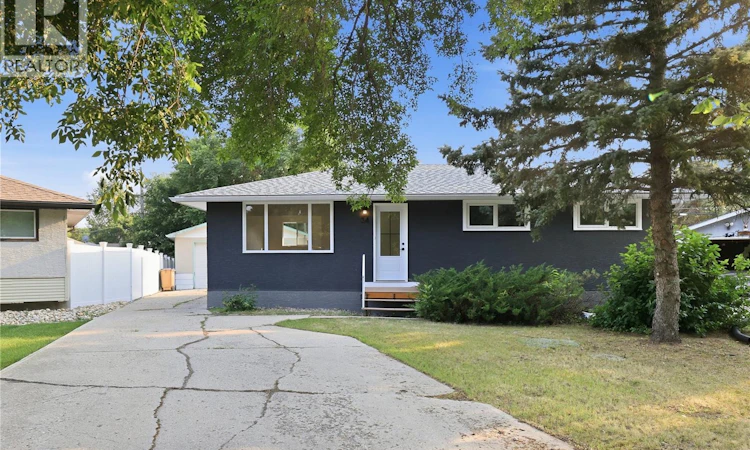 34 Ottawa Place