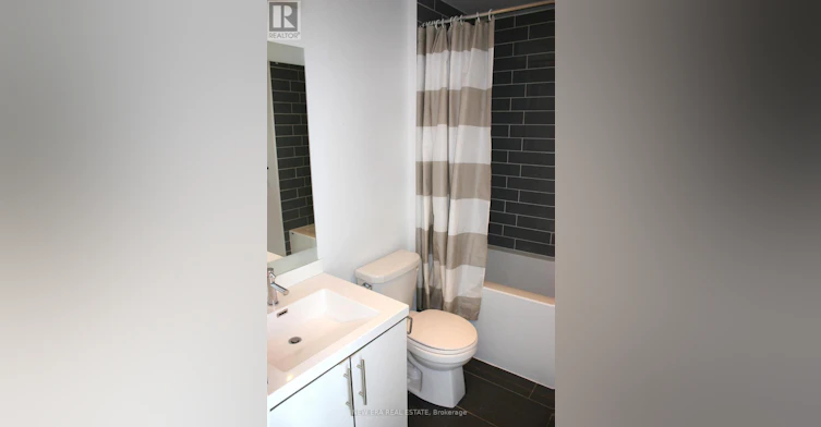 512-55 Speers Road, Oakville, ON, L6K 0H9 - 13