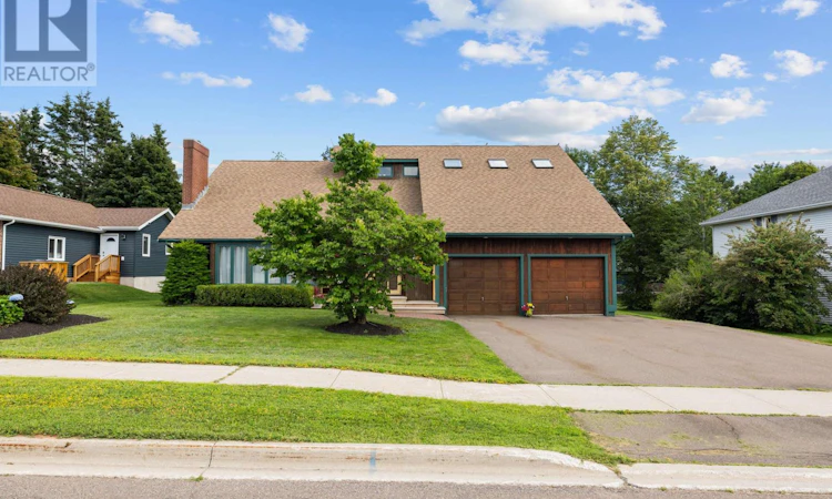 9 Ash Drive