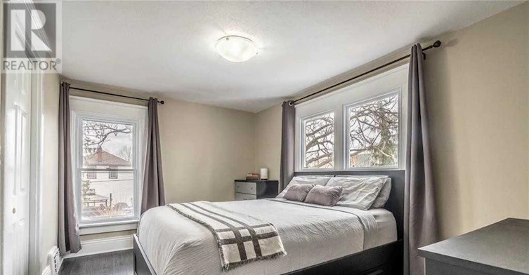 4 Chelsea Street, St. Catharines, ON, L2P 3B8 - 9