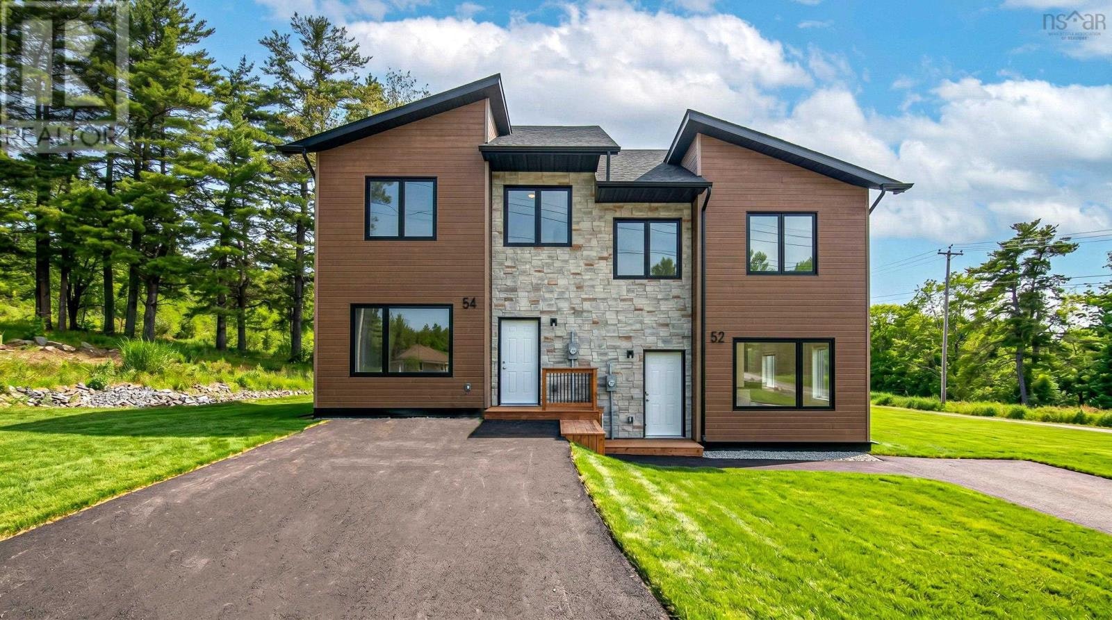54 Heckman Avenue, Bridgewater, NS, B4V 2H2
