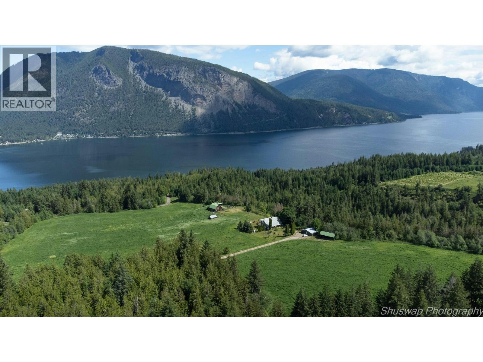 6350 NE Lakeshore Drive, Salmon Arm, BC, V1E 4N1