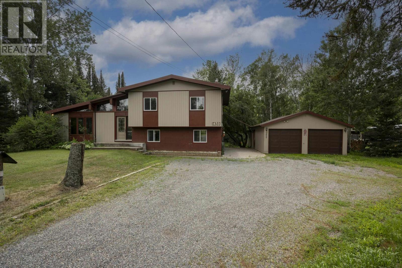 1439 Louis Street, Thunder Bay, ON, P7G 1J6