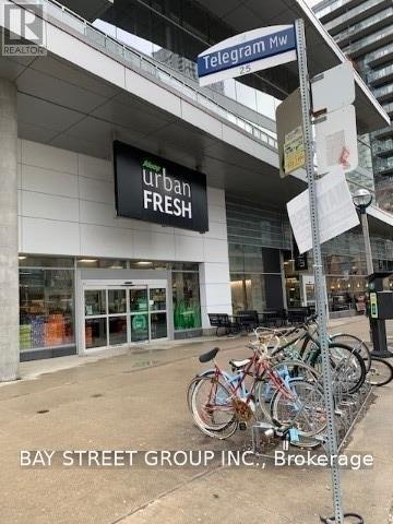 535-8 Telegram Mews, Toronto, ON, M5V 3Z5 - 20
