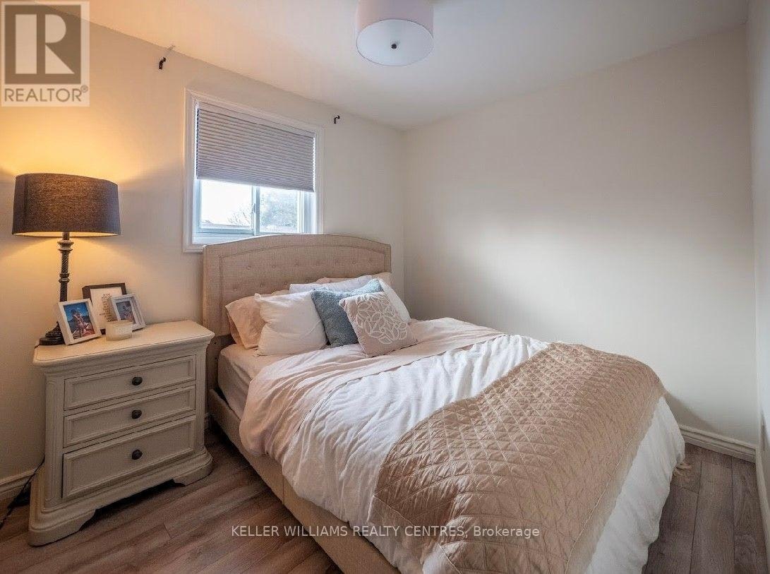 UPPER-807 Greenfield Crescent, Newmarket, ON, L3Y 3B2 - 7