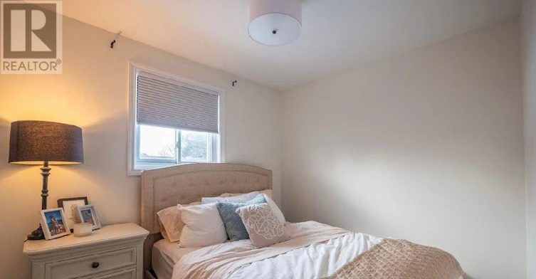 UPPER-807 Greenfield Crescent, Newmarket, ON, L3Y 3B2 - 7