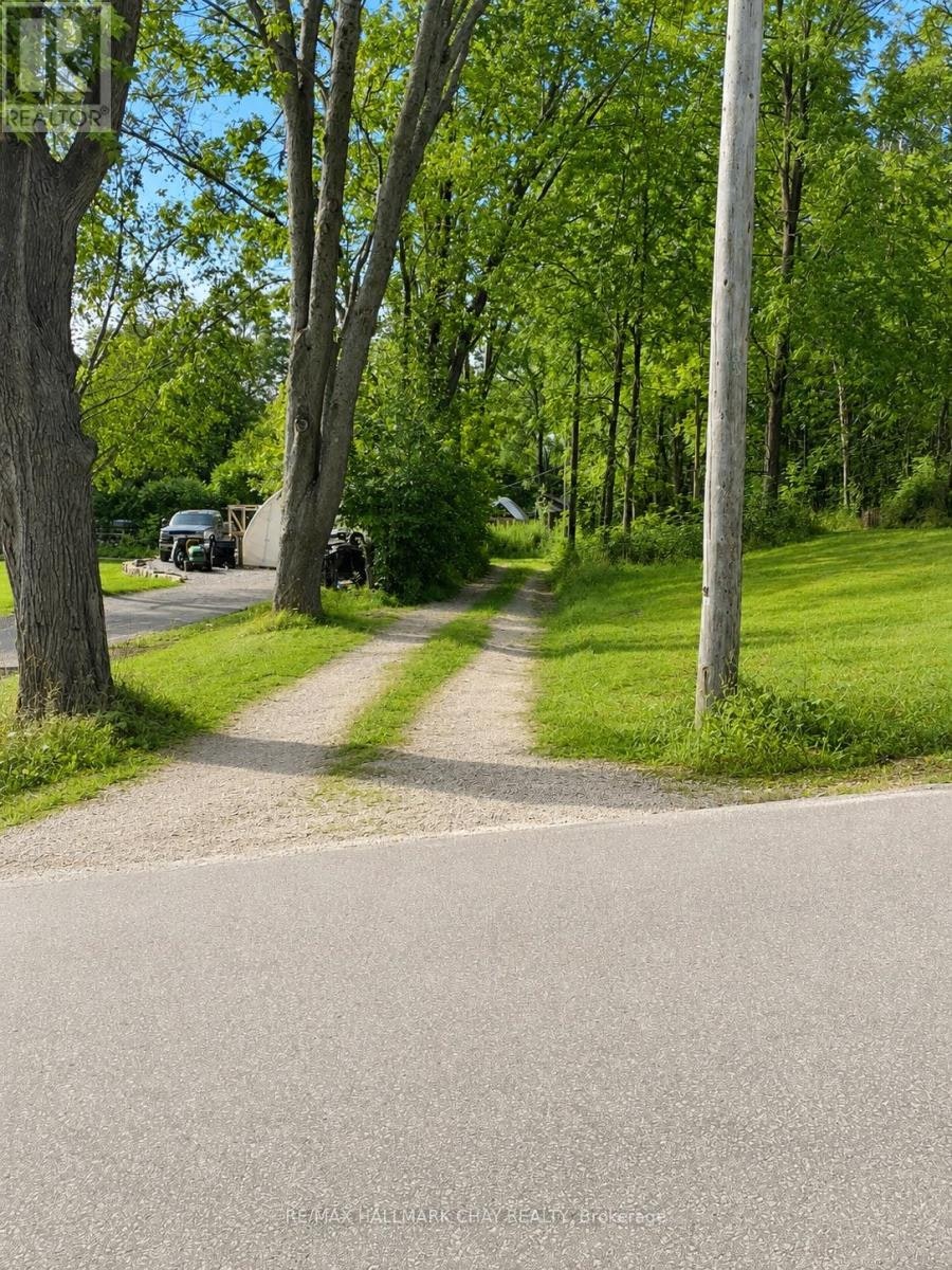 241 Mountain Avenue, Tay, ON, L0K 2C0