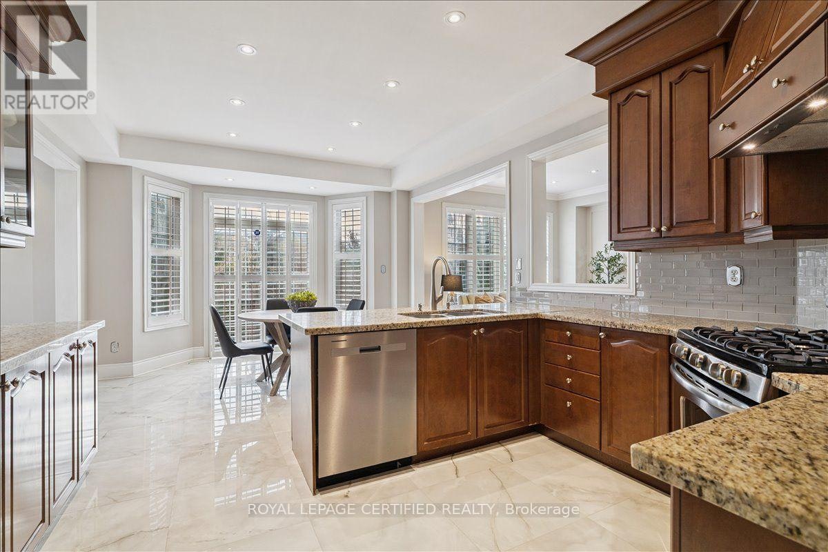 2523 Highmount Crescent, Oakville, ON, L6M 4Z1 - 12