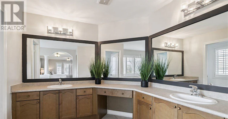 2523 Highmount Crescent, Oakville, ON, L6M 4Z1 - 23