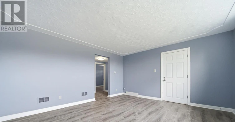 C-293 Highland Road E, Kitchener, ON, N2M 3W6 - 3