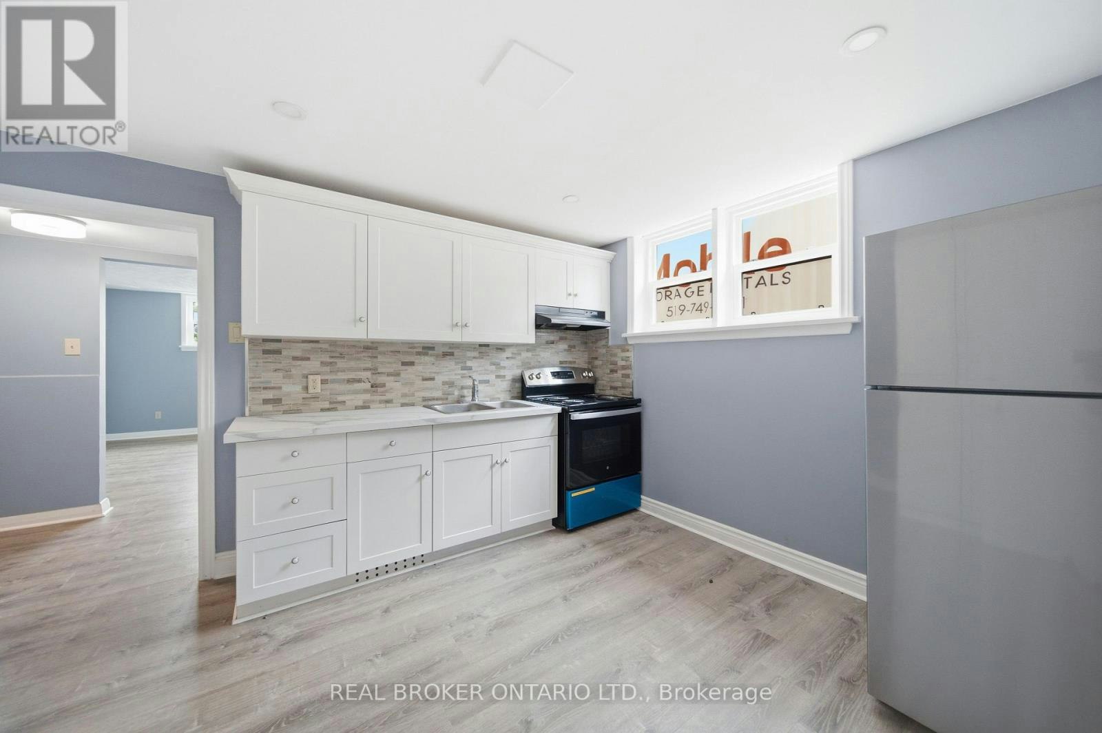 C-293 Highland Road E, Kitchener, ON, N2M 3W6 - 8