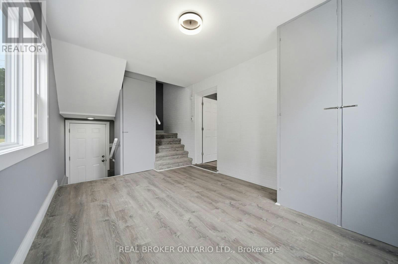 B-293 Highland Road E, Kitchener, ON, N2M 3W6 - 14