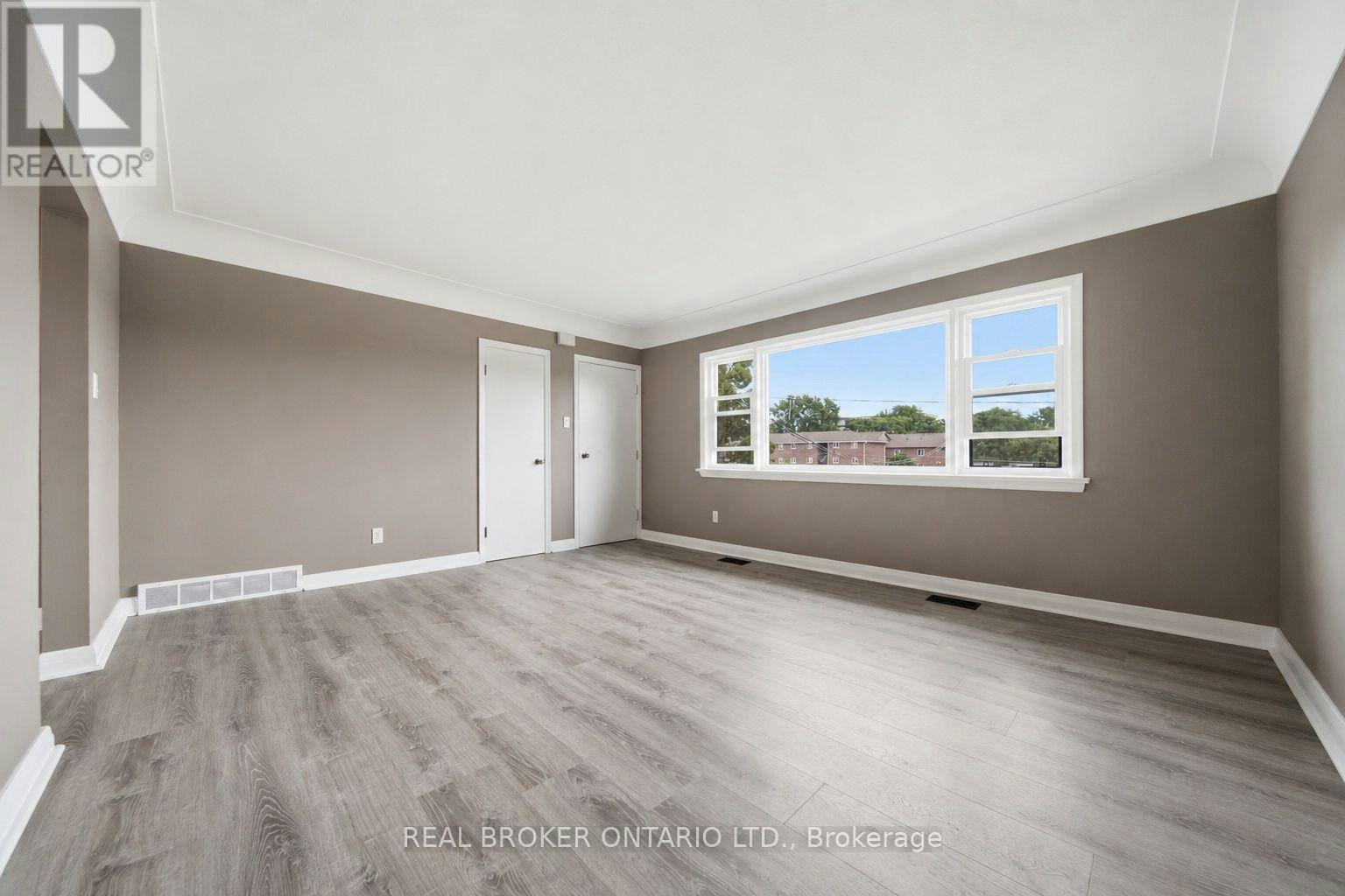A-293 Highland Road E, Kitchener, ON, N2M 3W6 - 3