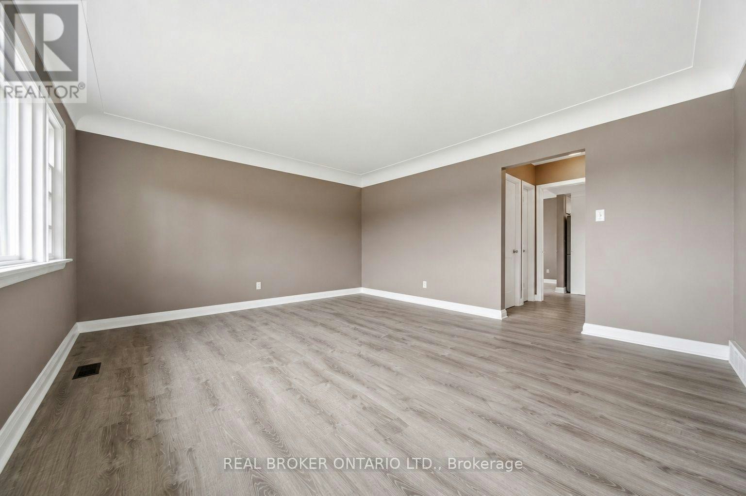A-293 Highland Road E, Kitchener, ON, N2M 3W6 - 2