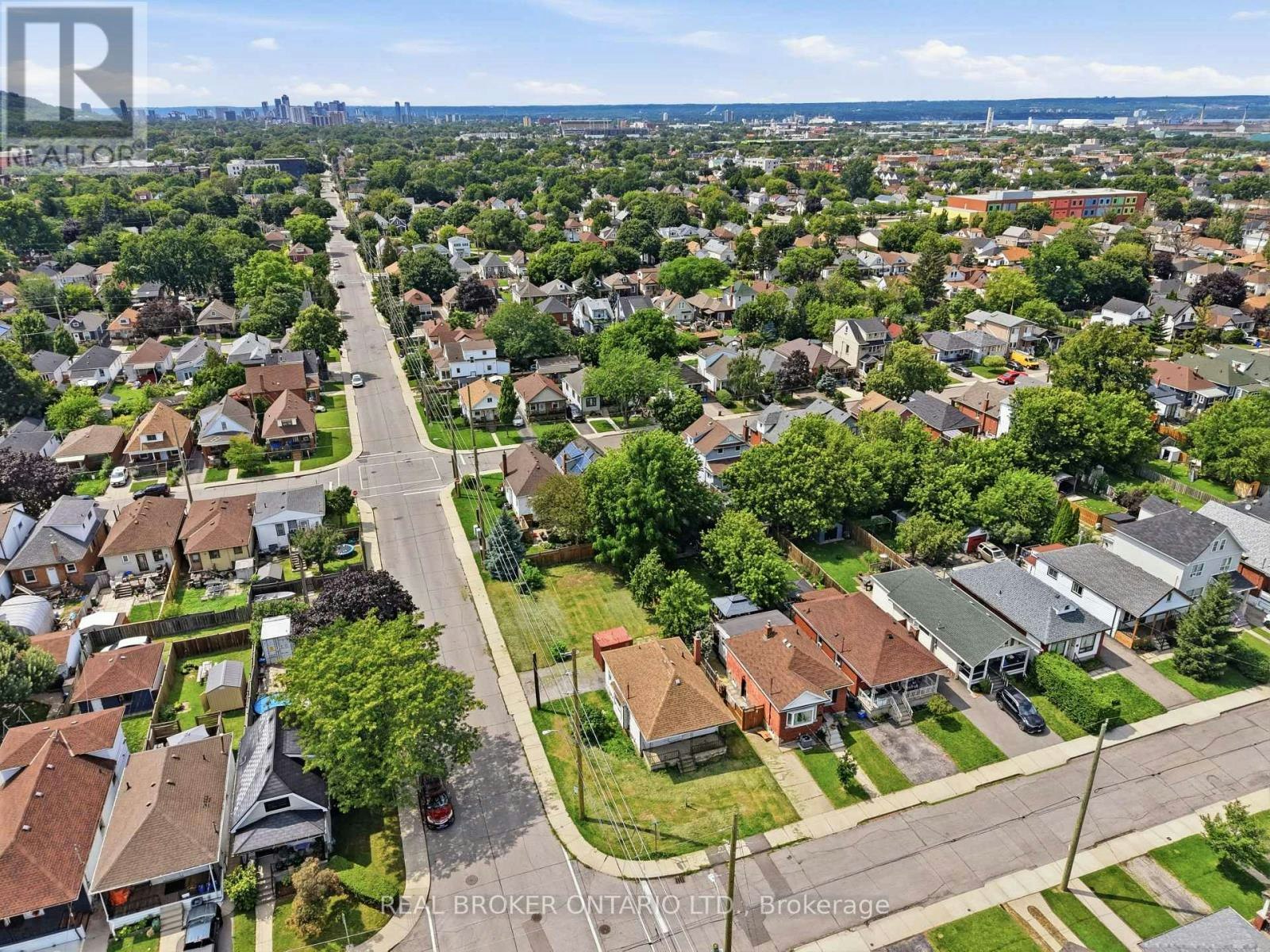 67 Huxley Avenue N, Hamilton, ON, L8H 4P3
