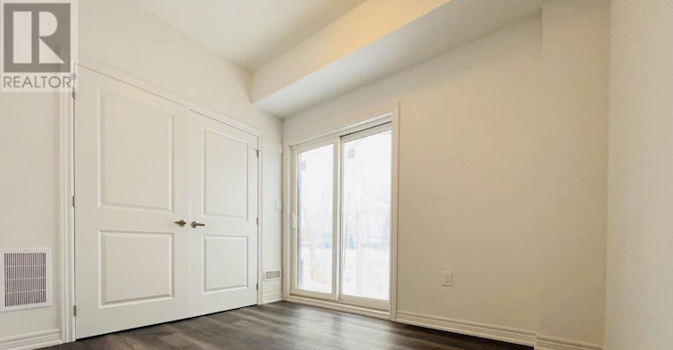 11-575 Woodward Avenue, Hamilton, ON, L8H 0B3 - 8