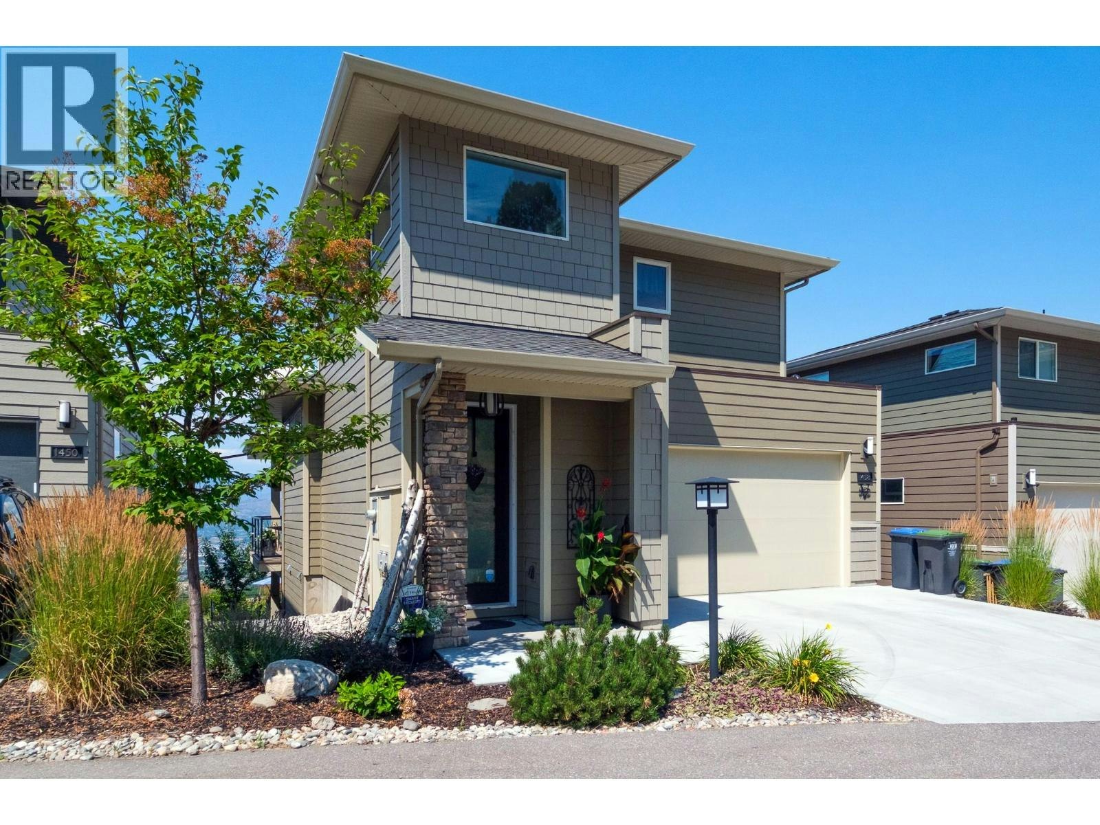 1458 Summer Crescent, Kelowna, BC, V1P 1T8