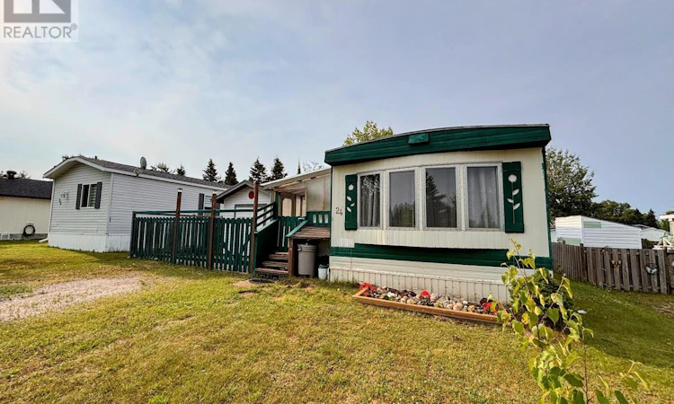 24 Jackson Crescent