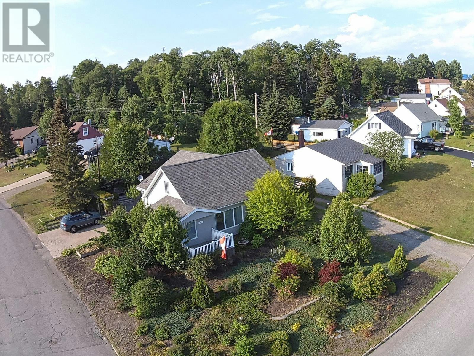 23 Lakeview Drive, Terrace Bay, ON, P0T 2W0
