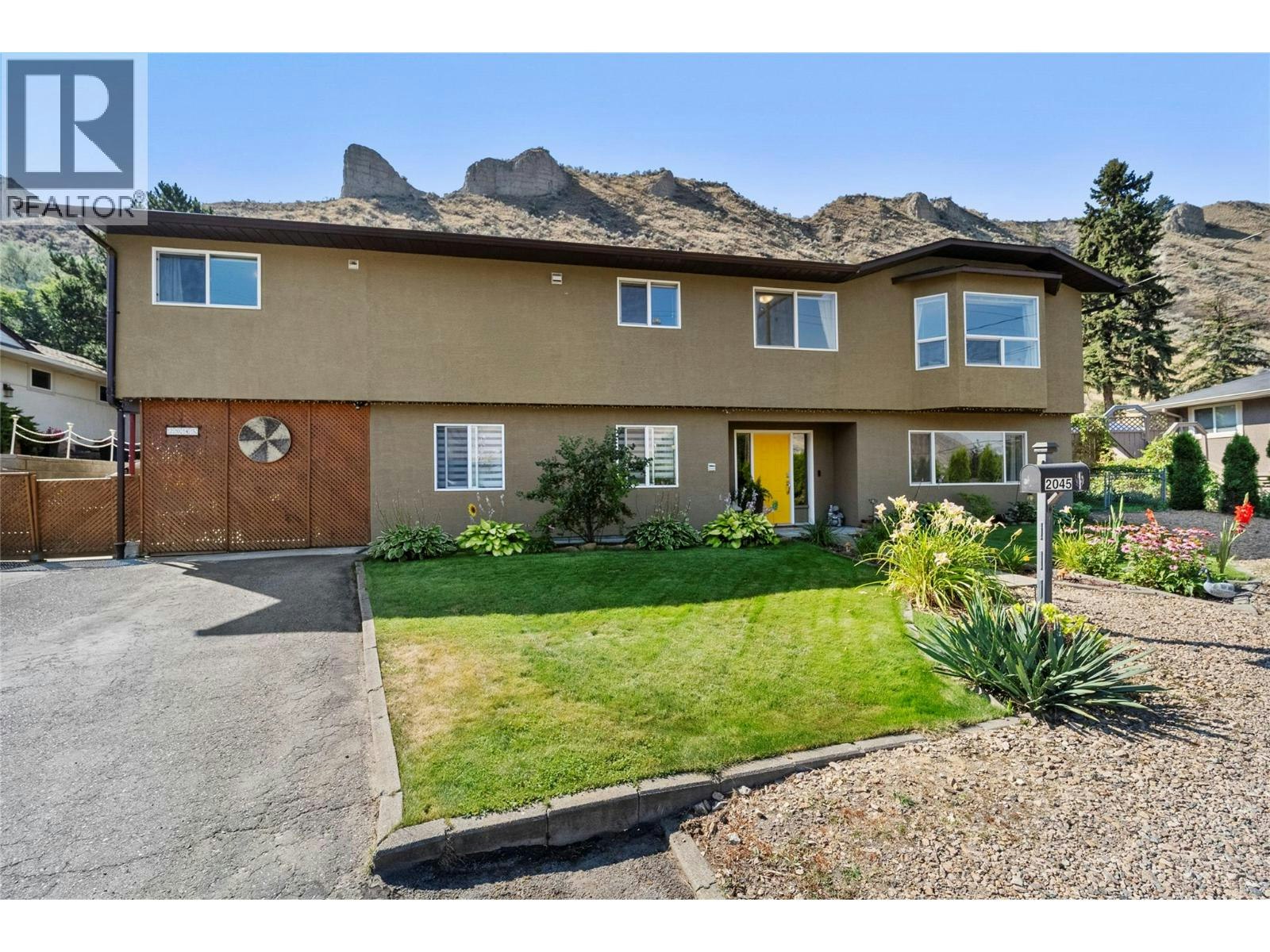 2045 Valleyview Drive, Kamloops, BC, V2C 4C3