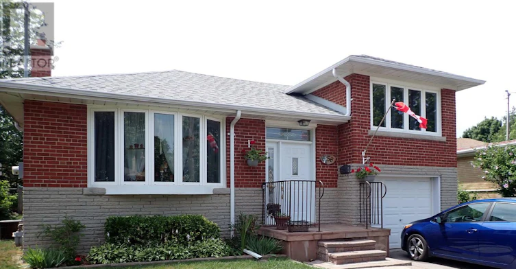 FRONT-56 Perivale Crescent, Toronto, ON, M1J 2C3 - 3