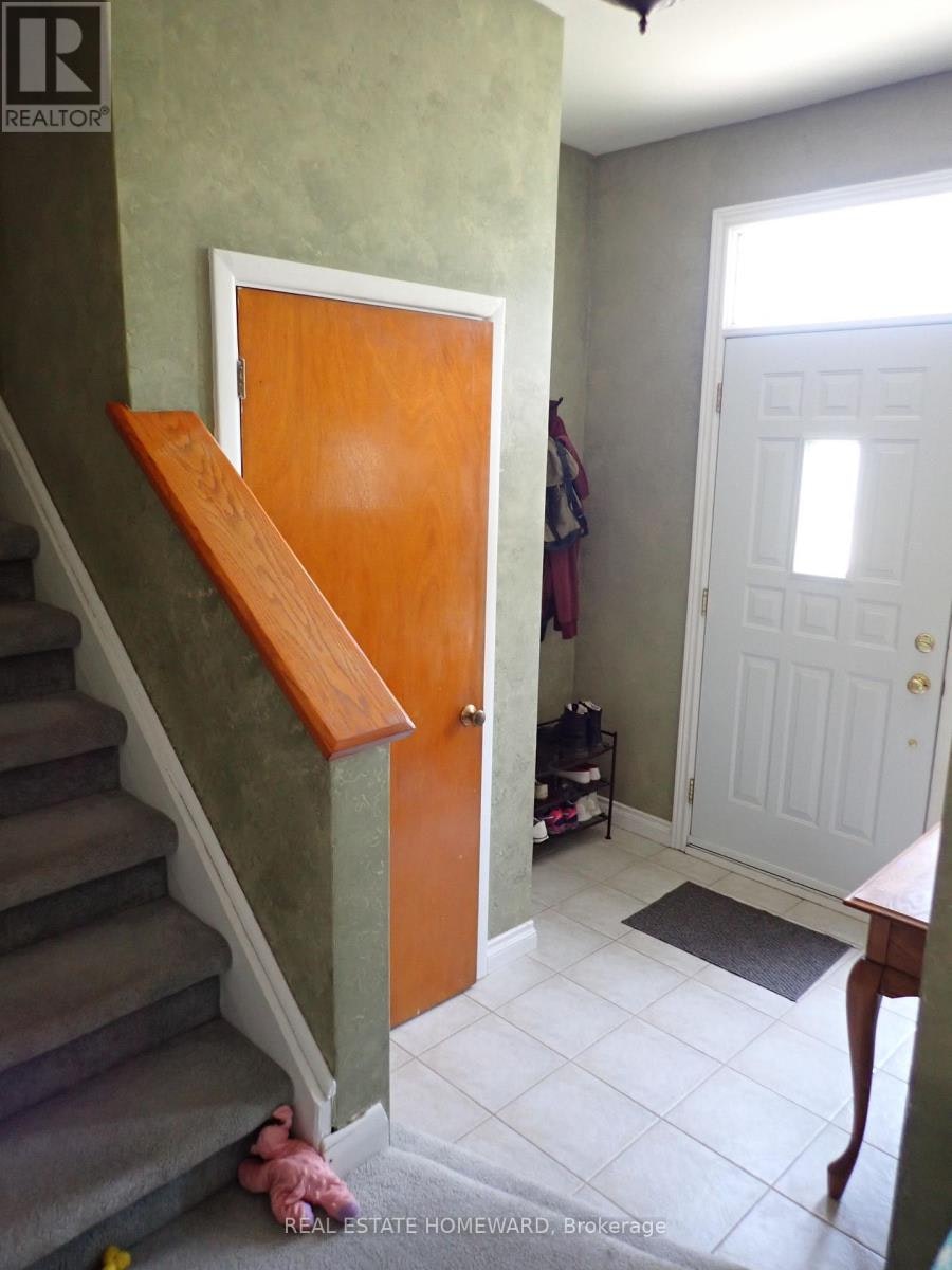 FRONT-56 Perivale Crescent, Toronto, ON, M1J 2C3 - 5