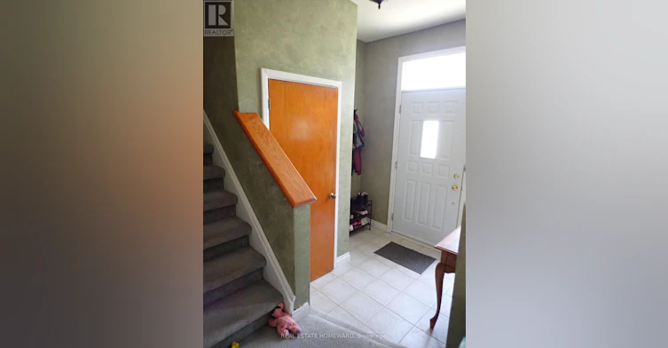 FRONT-56 Perivale Crescent, Toronto, ON, M1J 2C3 - 5
