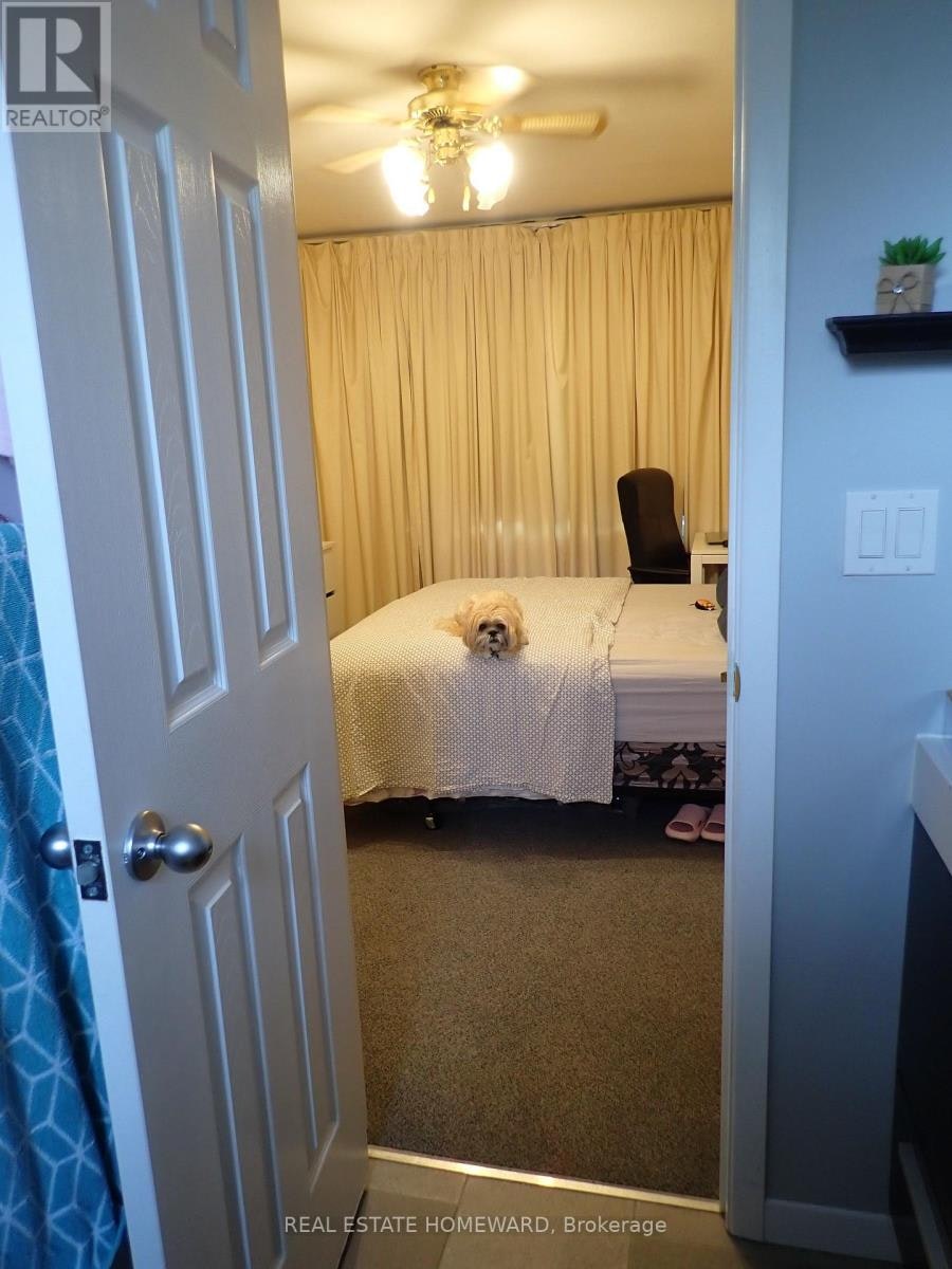 FRONT-56 Perivale Crescent, Toronto, ON, M1J 2C3 - 25