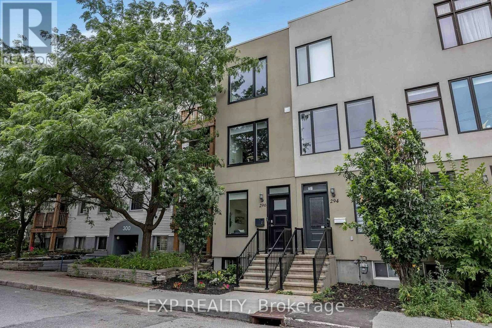 296 Cambridge Street N, Ottawa, ON, K1R 0B4