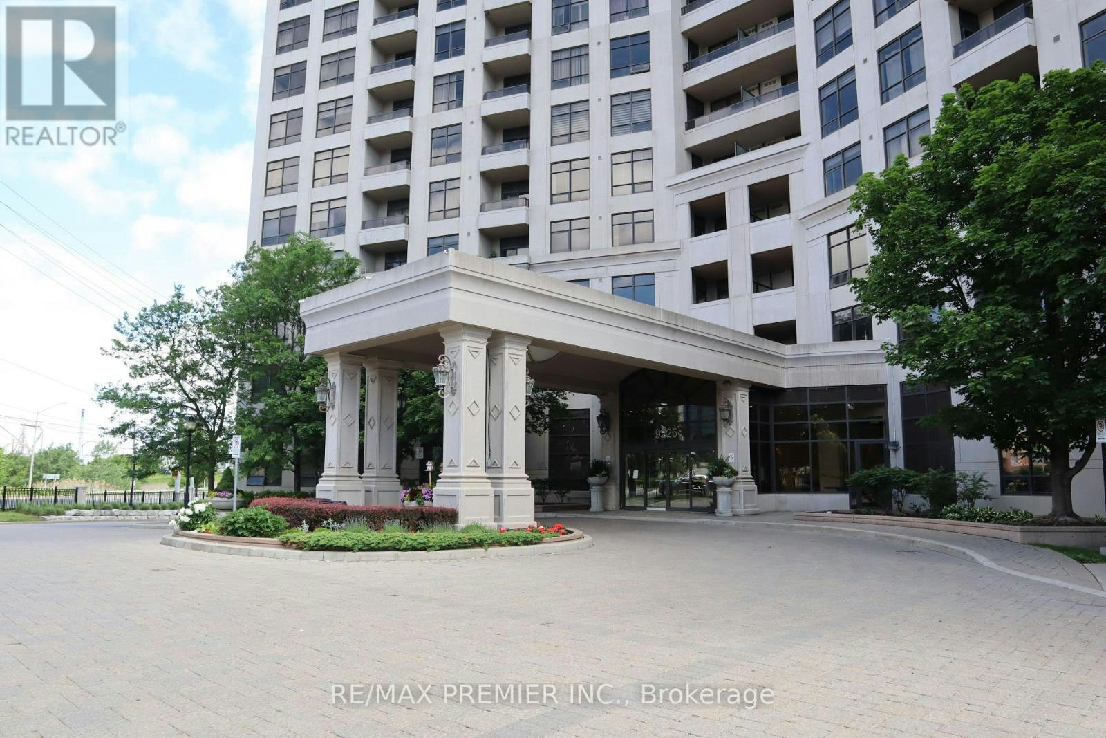 1506-9225 Jane Street, Vaughan, ON, L6A 0J7