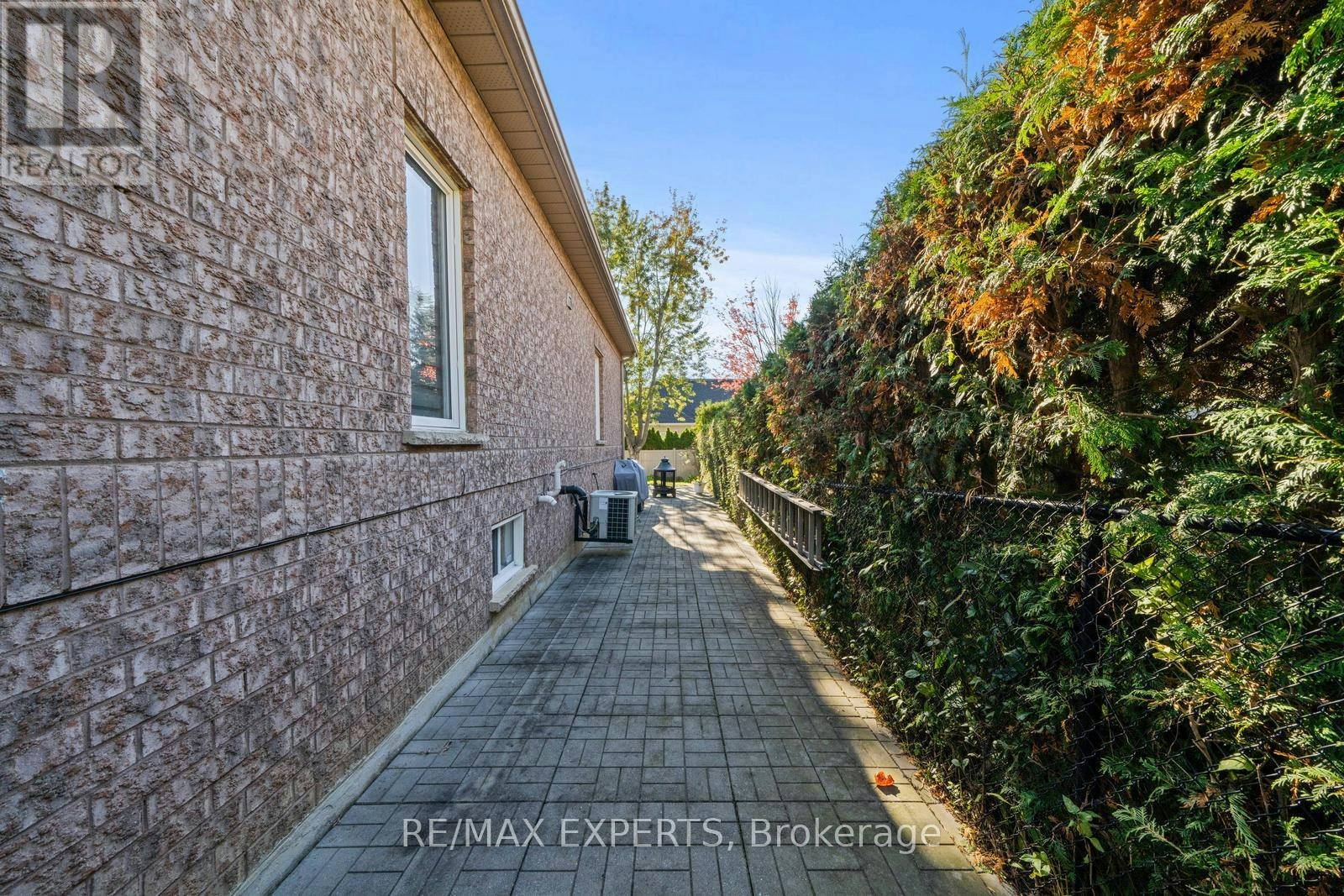 BSMT-462 Vaughan Mills Road, Vaughan, ON, L4H 1G7 - 21