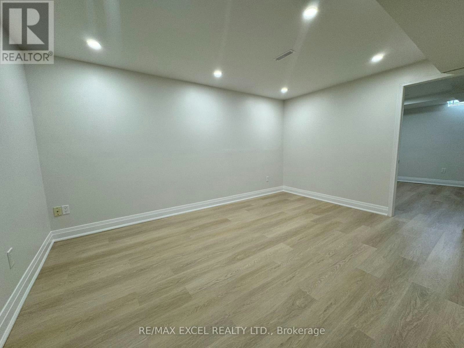 27 Manston Crescent, Markham, ON, L3R 7A5 - 13