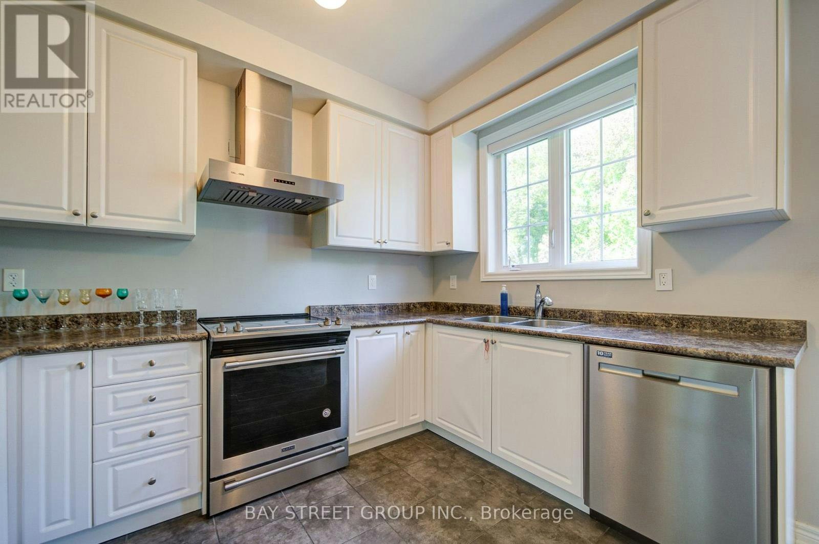 48 Roy Grove Way, Markham, ON, L6E 0T7 - 11