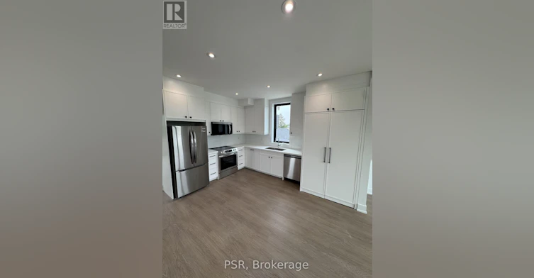 UPPER-99 Ypres Road, Toronto, ON, M6M 3X2 - 5