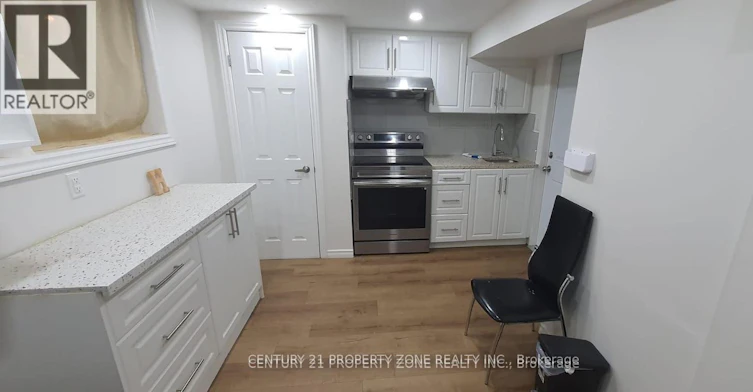 68 Hoskins Square, Brampton, ON, L6S 2N6 - 2