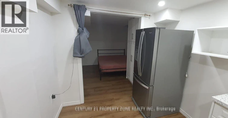 68 Hoskins Square, Brampton, ON, L6S 2N6 - 3