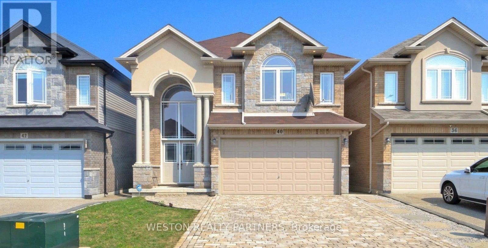 40 Pinemeadow Drive, Hamilton, ON, L9A 0B6