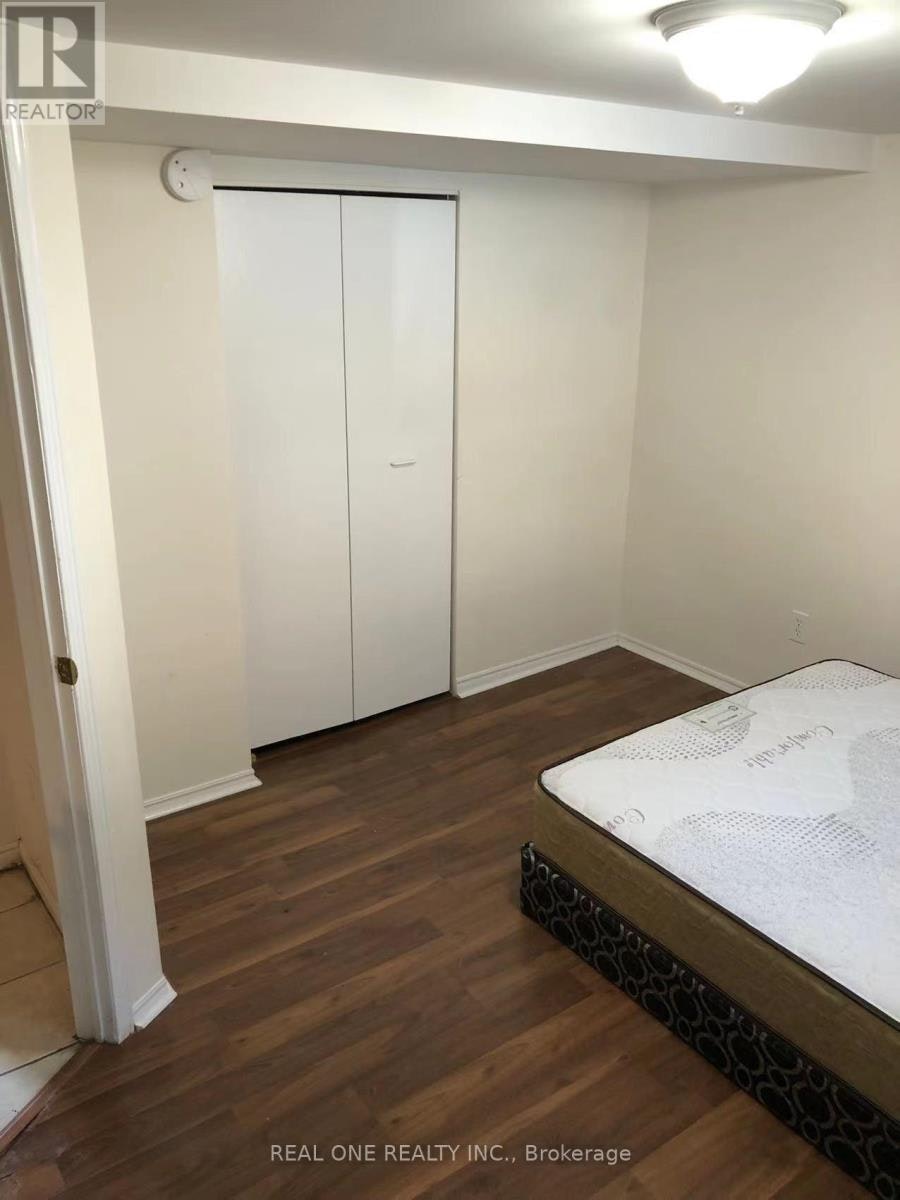 BASEMENT ROOM-92 Binkley Crescent W, Hamilton, ON, L8S 3L1 - 6