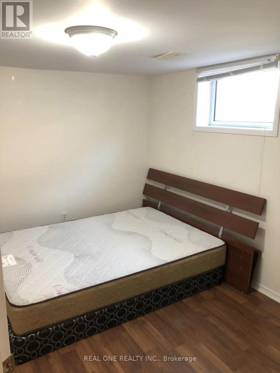 BASEMENT ROOM-92 Binkley Crescent W, Hamilton, ON, L8S 3L1 - 5