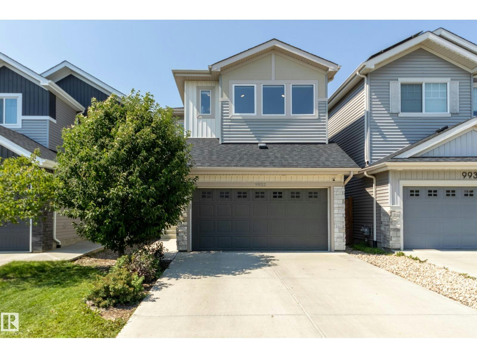 9932 223 Street NW NW, Edmonton, AB, T5T 7L7