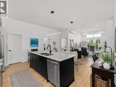 607-660 Cawston Avenue - 3