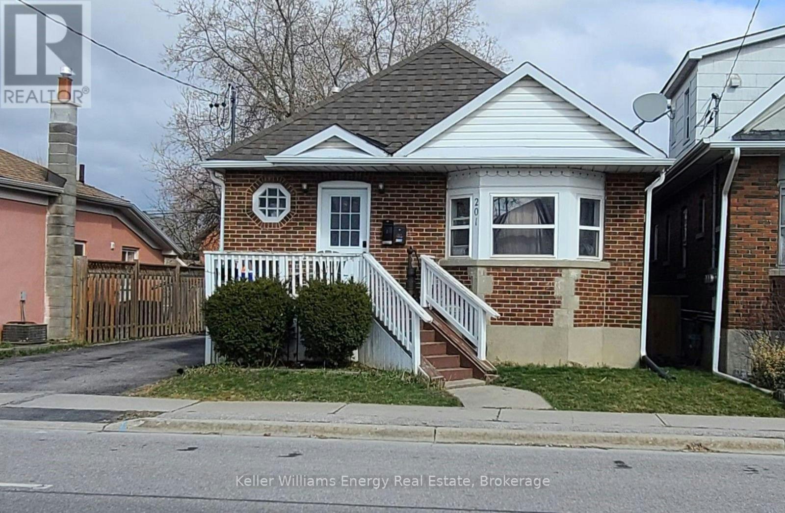 BSMT-201 Celina Street, Oshawa, ON, L1H 4N7