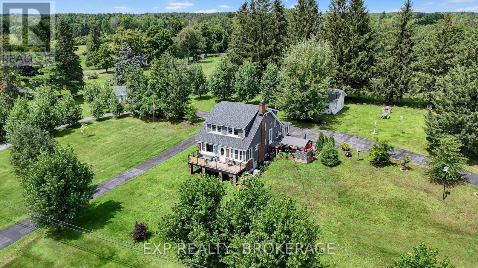 4682 County 2 Road, Leeds and the Thousand Islands, ON, K7G 2V5