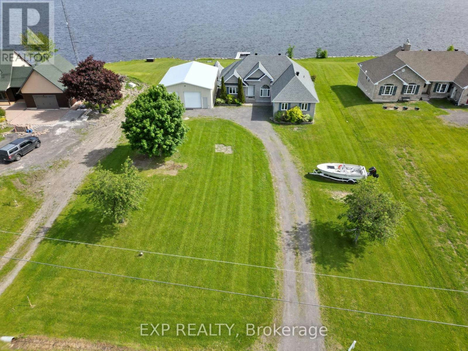 15 Rue Haute Rive Street, Alfred, ON, K0B 1J0