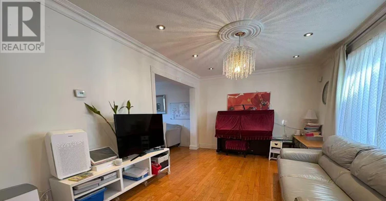 210 Shaughnessy Boulevard, Toronto, ON, M2J 1K4 - 3