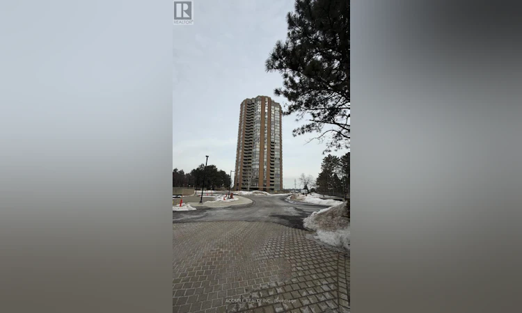 305-85 Skymark Drive