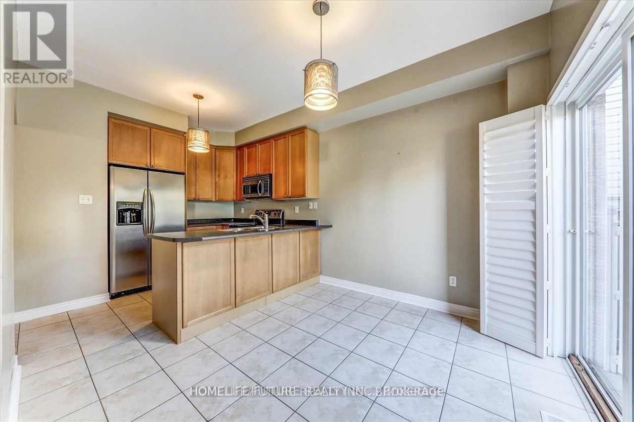 20 Kenilworth Crescent, Whitby, ON, L1M 2M6 - 11