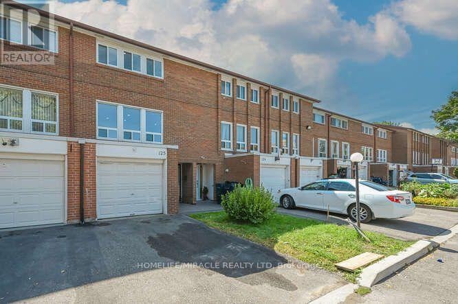125-6466 Finch Avenue W, Toronto, ON, M9V 1T4