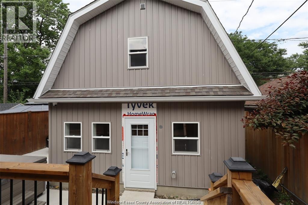 1228 Dougall Adu, Windsor, ON, N8X 1R5