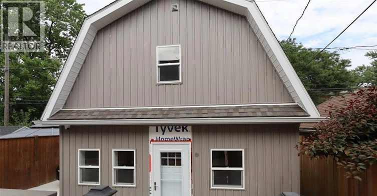 1228 Dougall Adu, Windsor, ON, N8X 1R5